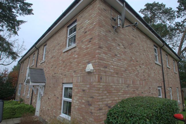 Thumbnail Flat to rent in The Grange, Langton Green, Tunbridge Wells