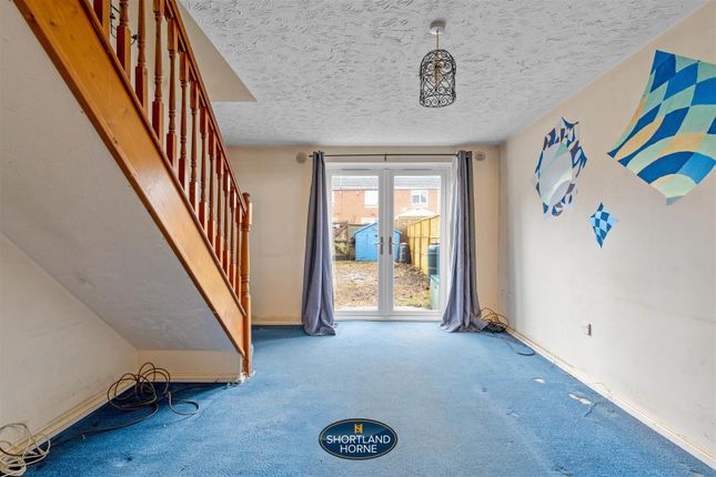 13, Lymington Drive, Coventry photo 3
