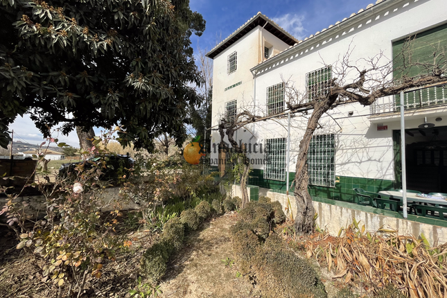 Villa for sale in Fuente Don Pedro 18300, Loja, Granada