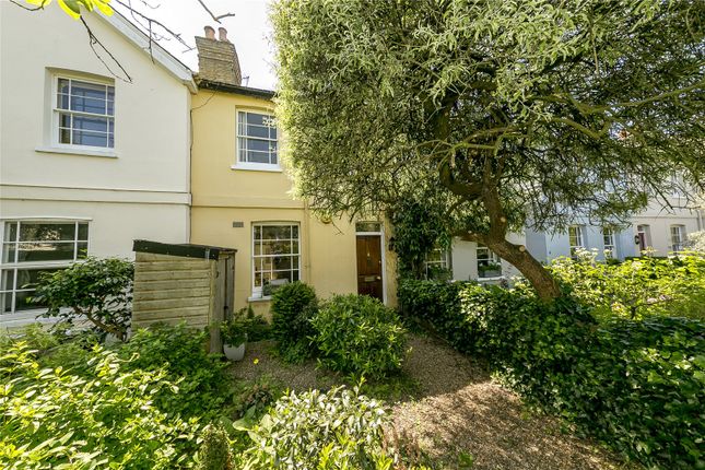 Elizabeth Cottages Kew Surrey Tw9 2 Bedroom Property For Sale