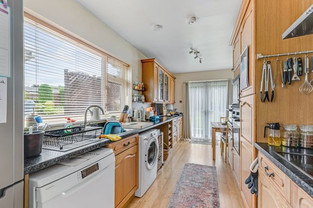 16, Moor Park Drive, Ilkley photo 4