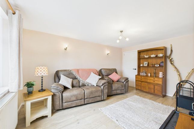 19 Ael Y Felin, Haverfordwest photo 4