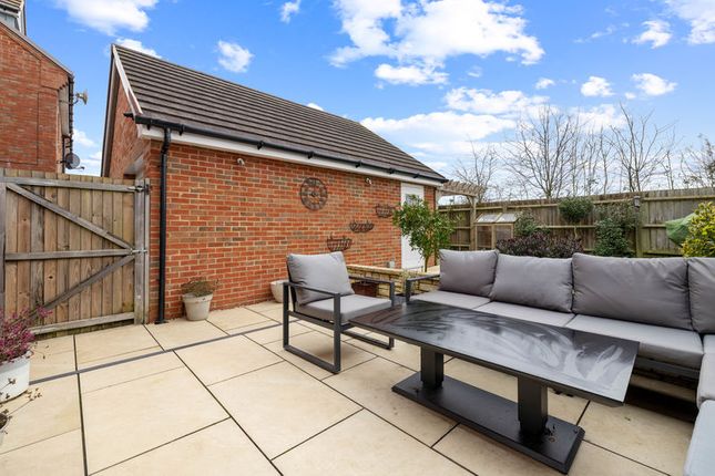 95, Hangar Drive, Chichester photo 2