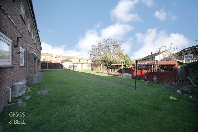 8, Ramsey Close, Luton photo 2
