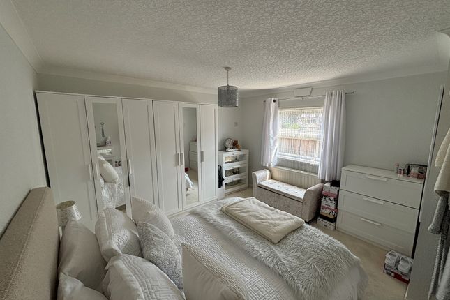 12a, Lea Park Home Estate, Boston photo 4
