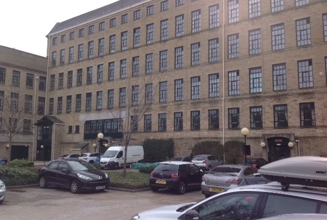 Flat for sale in Riverside Court, Saltaire