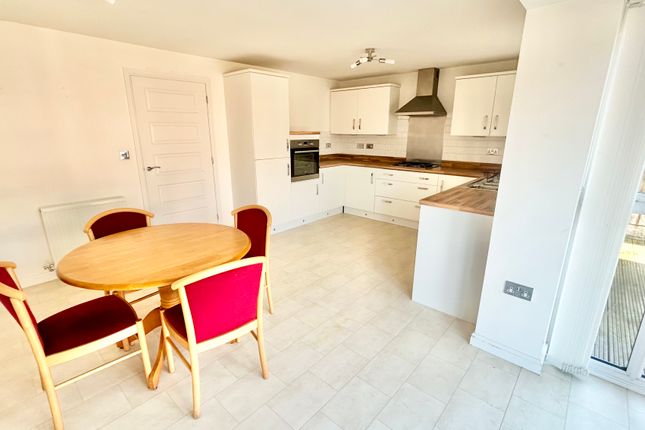 39, Adam Street, Heywood photo 3