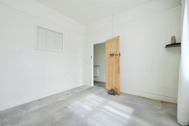 9, Grahamstown Road, Chepstow photo 3