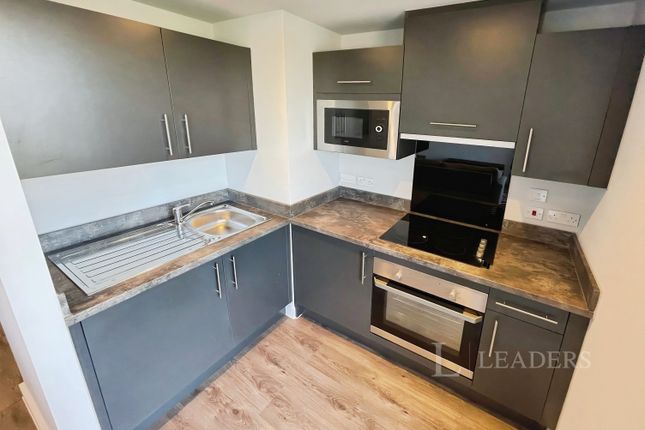 Apartment 506 The Hive, 37-39, Castle Street, Bedfordshire photo 2
