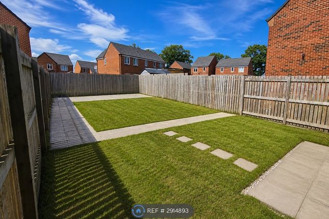 Salisbury Drive, Rochdale photo 2
