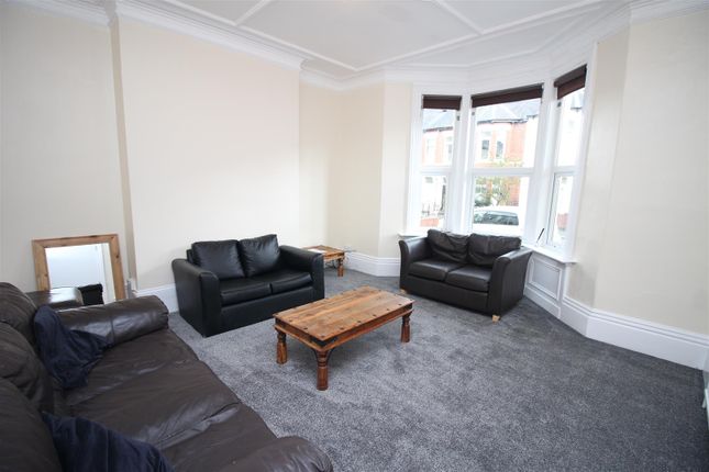 Devonshire Place, Newcastle Upon Tyne photo 3