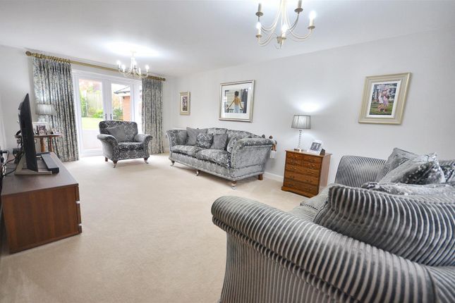 8, Amherst Place, Barlaston photo 4