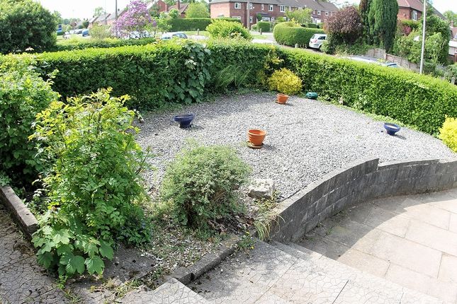 3 Bed Property For In Stones Manor Lane Hartford Northwich Cw8 Front Garden Of Stones Manor Lane Hartford Northwich Cheshire