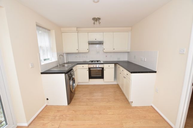Chamberlayne Avenue, Wembley photo 4