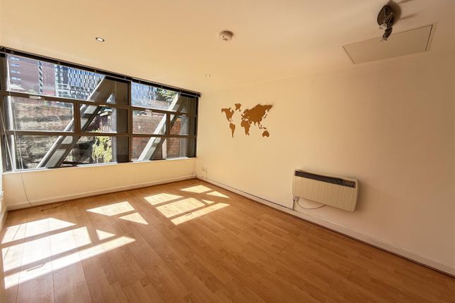 Apt 35, 386 Deansgate Quay, Manchester photo 2