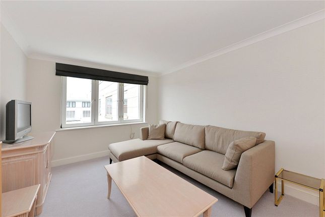 Flat to rent in Abbey Road, St. John's Wood, London