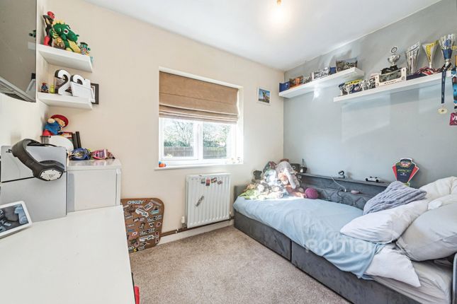 Maple House, Mapledurham Drive, Reading photo 5