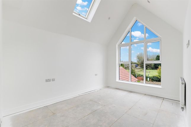 Detached house for sale in Manor Road, Barton-In-Fabis, Nottinghamshire