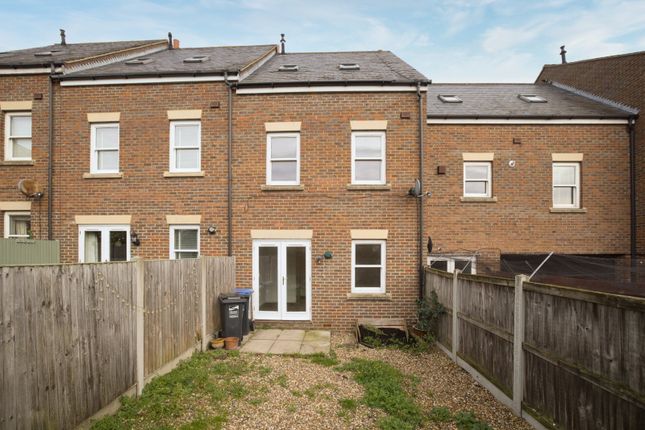 10 Royal Mews,, Albion Road, Kent photo 4