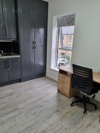 Arbus Crescent, Harrow photo 2