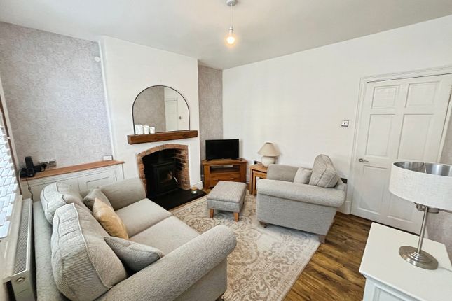 12, Woodgon Road, Leicester photo 2