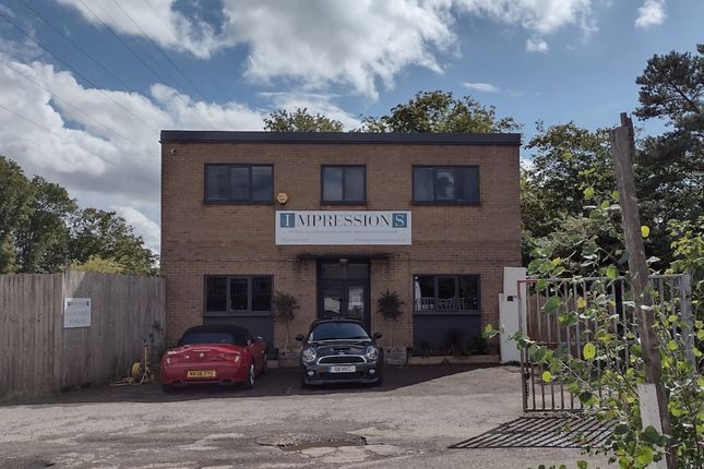 Office to let in Geddington Road, Corby