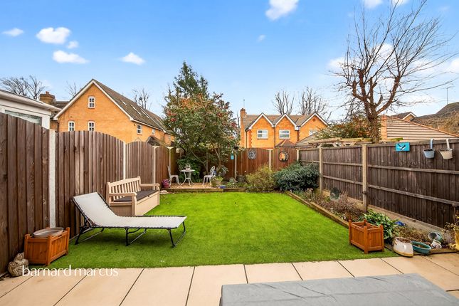 70, Ribblesdale Avenue, London photo 4