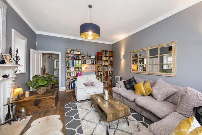 Flat for sale in Rodway Road, London