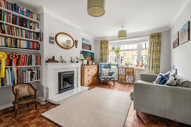 1 Millers Close, 1 Millers Close, Goring on Thames photo 2