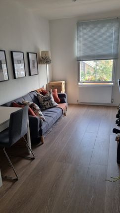 Thumbnail Room to rent in Fernhead Road, London