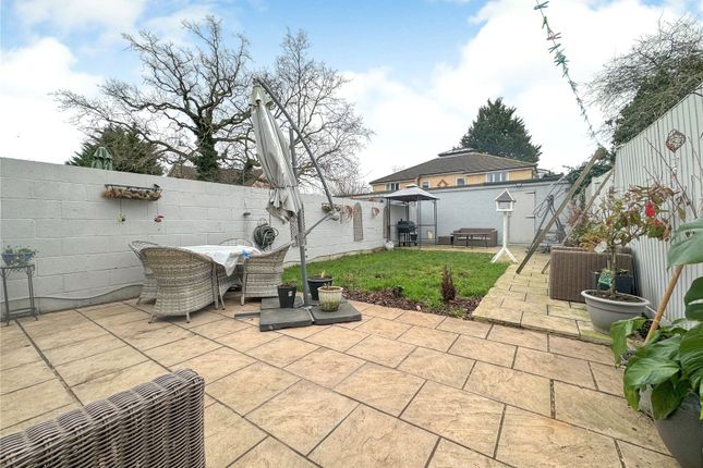 Terraced house for sale in Margaret Close, Reading, Berkshire