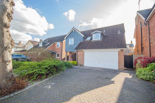 Detached house for sale in New Court Road, Nr City Centre, Chelmsford