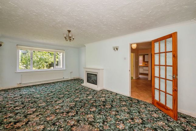 7, Grange Close, Great Yarmouth photo 4