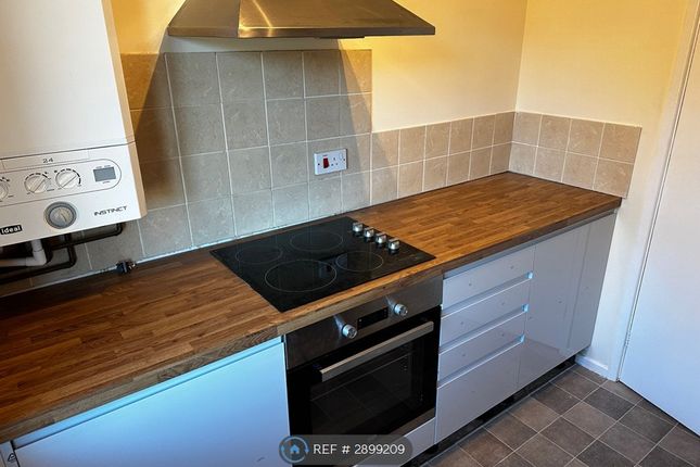 A Littlecote Close, Westlea, Swindon photo 2