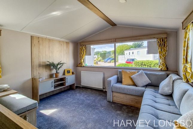 Solent Breezes Holiday Park, Hook Lane, Near Southampton photo 3