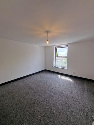 80, Foundry Street, Dukinfield photo 5