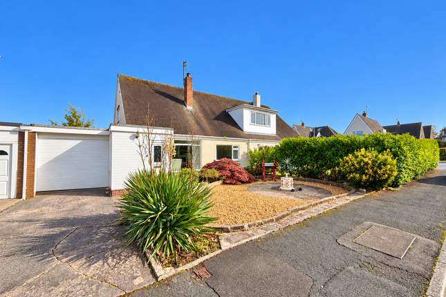 2 Bedroom Bungalow in FY6 8HB