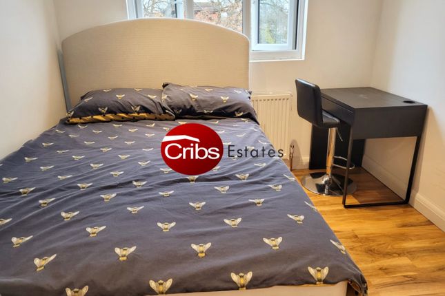 Double Room To Rent In Cheam