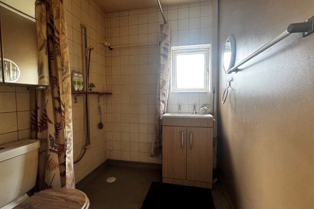 132, Cannock Road, Staffordshire photo 5