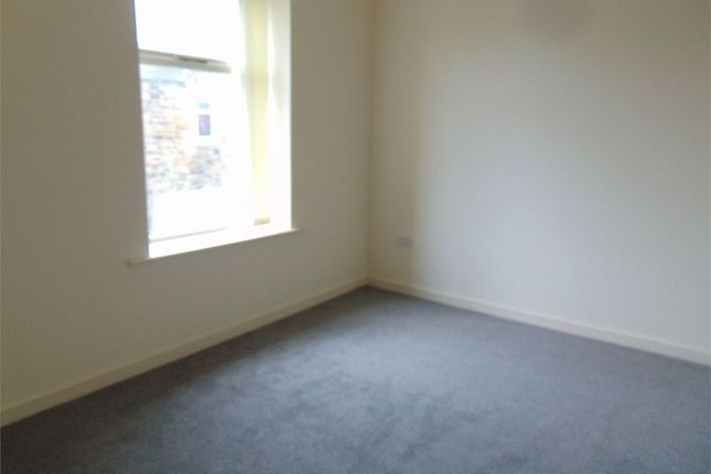 105, Stockbridge Road, Padiham, Burnley photo 4