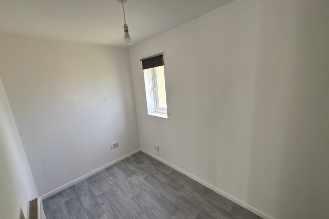 45, BIRMINGHAM photo 3