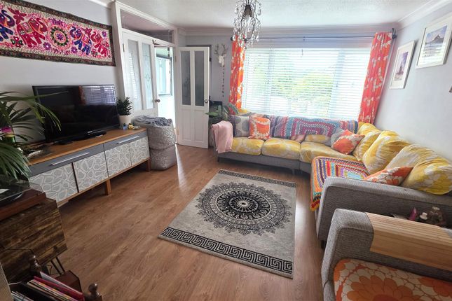 11, Rowan Close, Tavistock photo 4