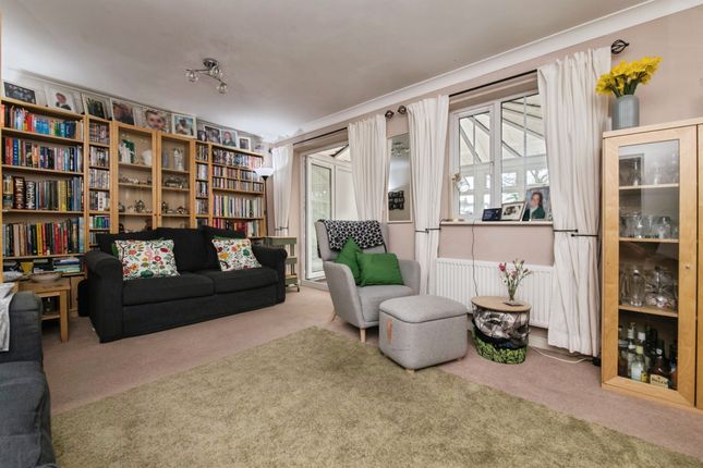 20, Rooks Way, Tiverton photo 4