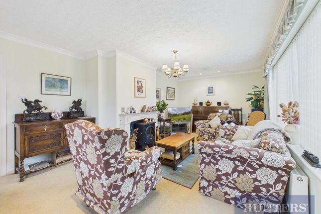 1, Byefield Grove, Scarborough photo 2