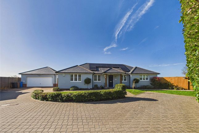 3-bed house on 14, Poppy Field, Manningtree, £600,000