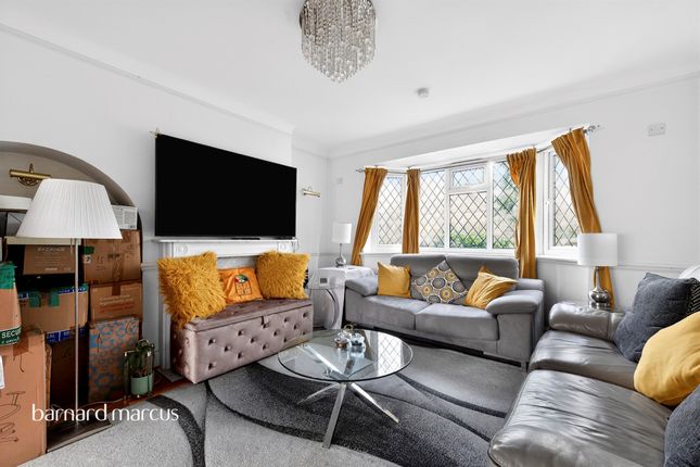 20, Cromwell Road, Worcester Park photo 2