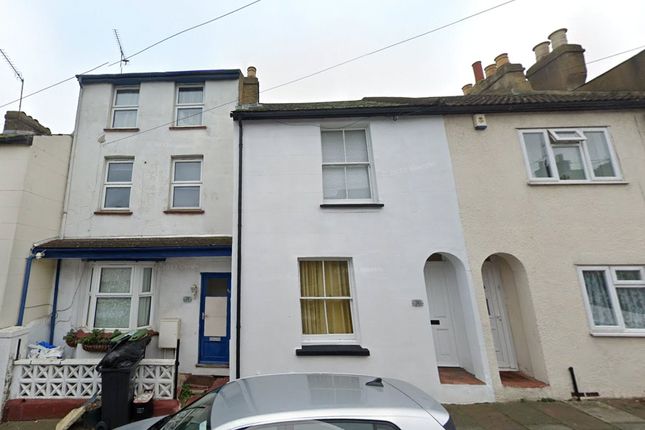 Terraced house to rent in Elliott Street, Gravesend, Kent
