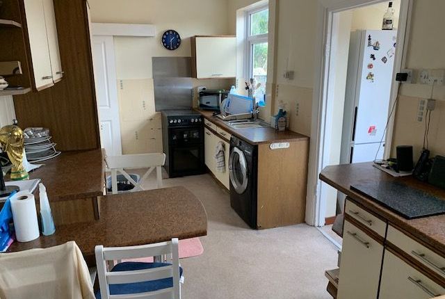 Heathview, 5 Seal Wood Lane, Swadlincote photo 3
