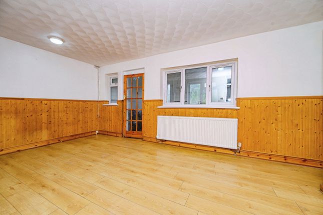 53, Kent Road, Bedfordshire photo 5