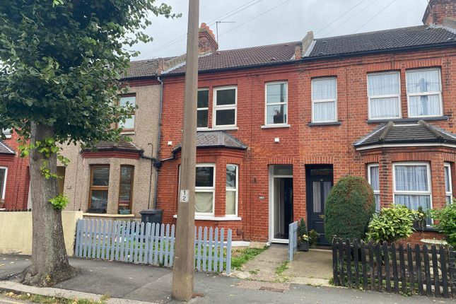 3 Bedroom Terraced For Rent